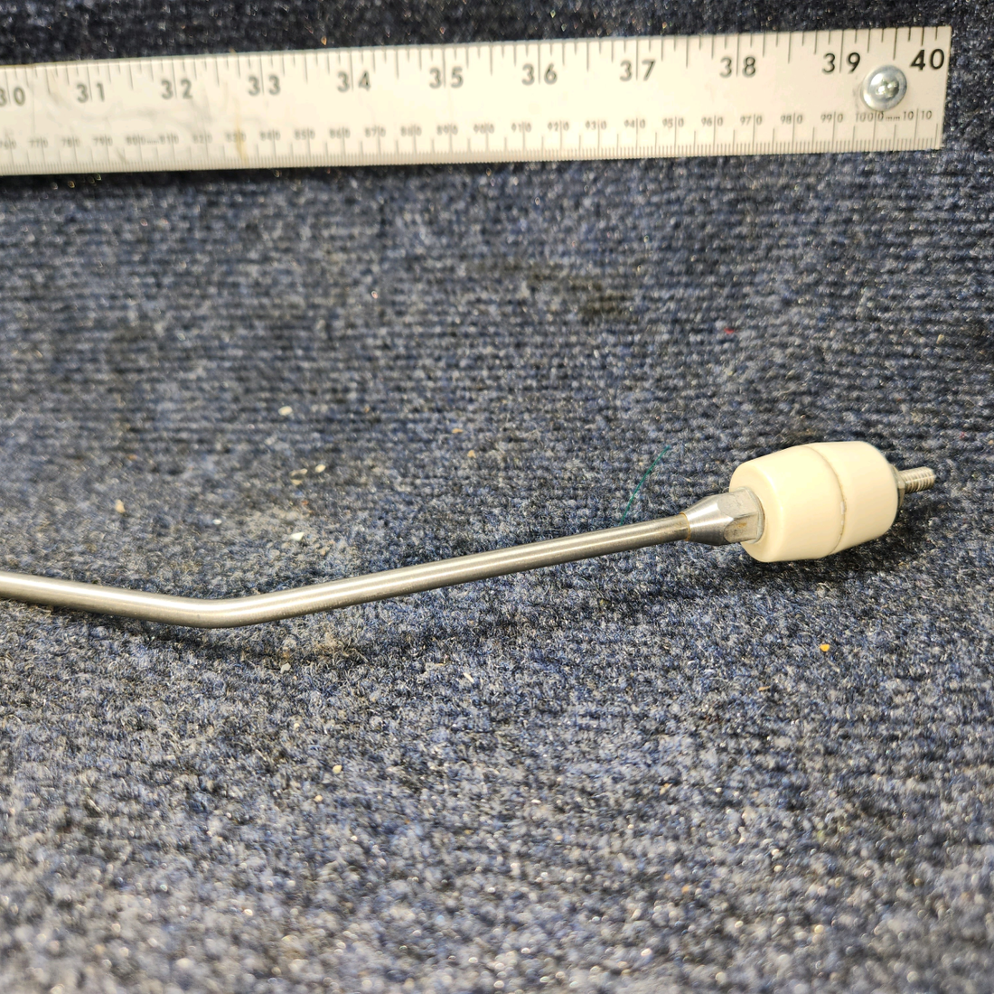 Used aircraft parts for sale, 451-272 Piper PA28-140 Transmitting Antenna Assembly