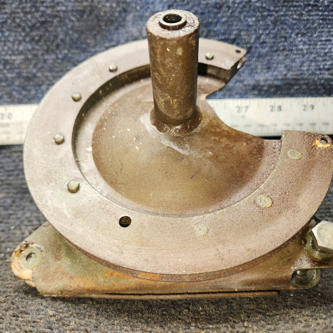 Used aircraft parts for sale, 0760612-7 cessna 150G Flap Drive Pulley Assembly – LH