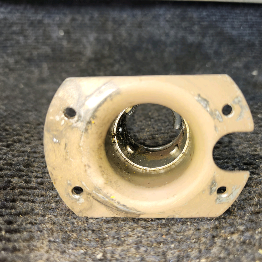 Used aircraft parts for sale, 0513311-1 Cessna 172E Control Tube Support LH