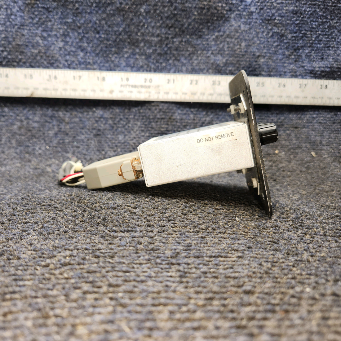 Used aircraft parts for sale, 101-0263-10 FLightcom 403MC Piper PA28-140 Intercom with Connector