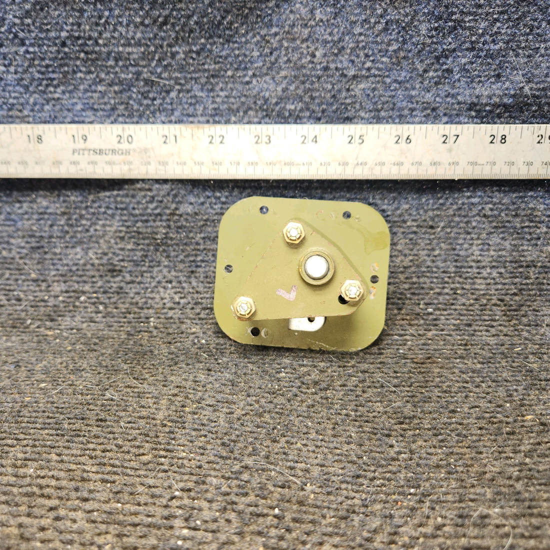 Used aircraft parts for sale, 1217046-5 cessna 172N Plate Assembly