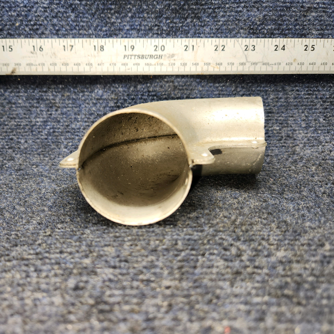 Used aircraft parts for sale, 0413233 CESSNA 172K ELBOW ASSEMBLY CABIN AIR VENT -RH
