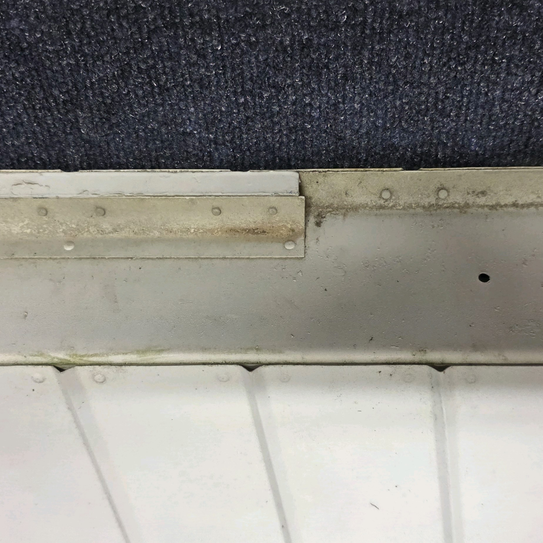Used aircraft parts for sale, 0523800-16 Cessna 182G Aileron Assy LH