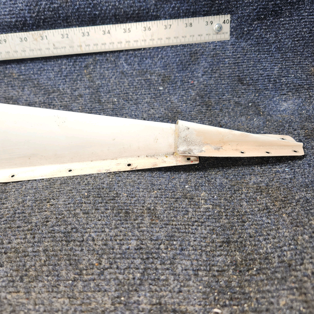 Used aircraft parts for sale, 0531001-6 Cessna 172 Dorsal Fin