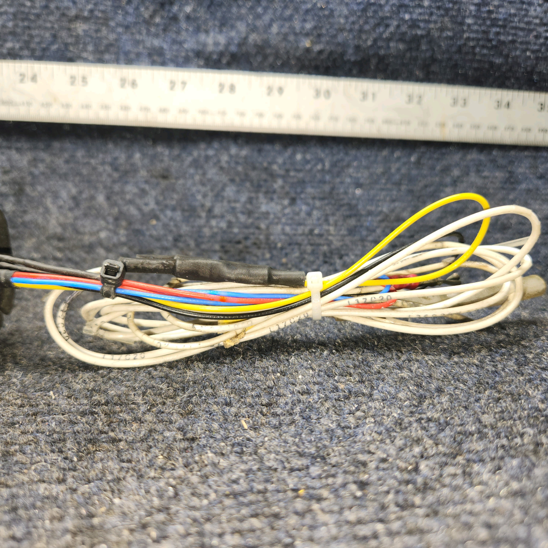 Used aircraft parts for sale, 11-17599 Aveo Positrobe BEECHCRAFT 95-55B White LED Tail Light