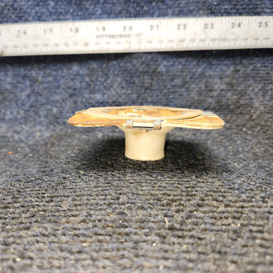 Used aircraft parts for sale, 0700327-1 Cessna 182G Vent Adapter (Adapter Only)