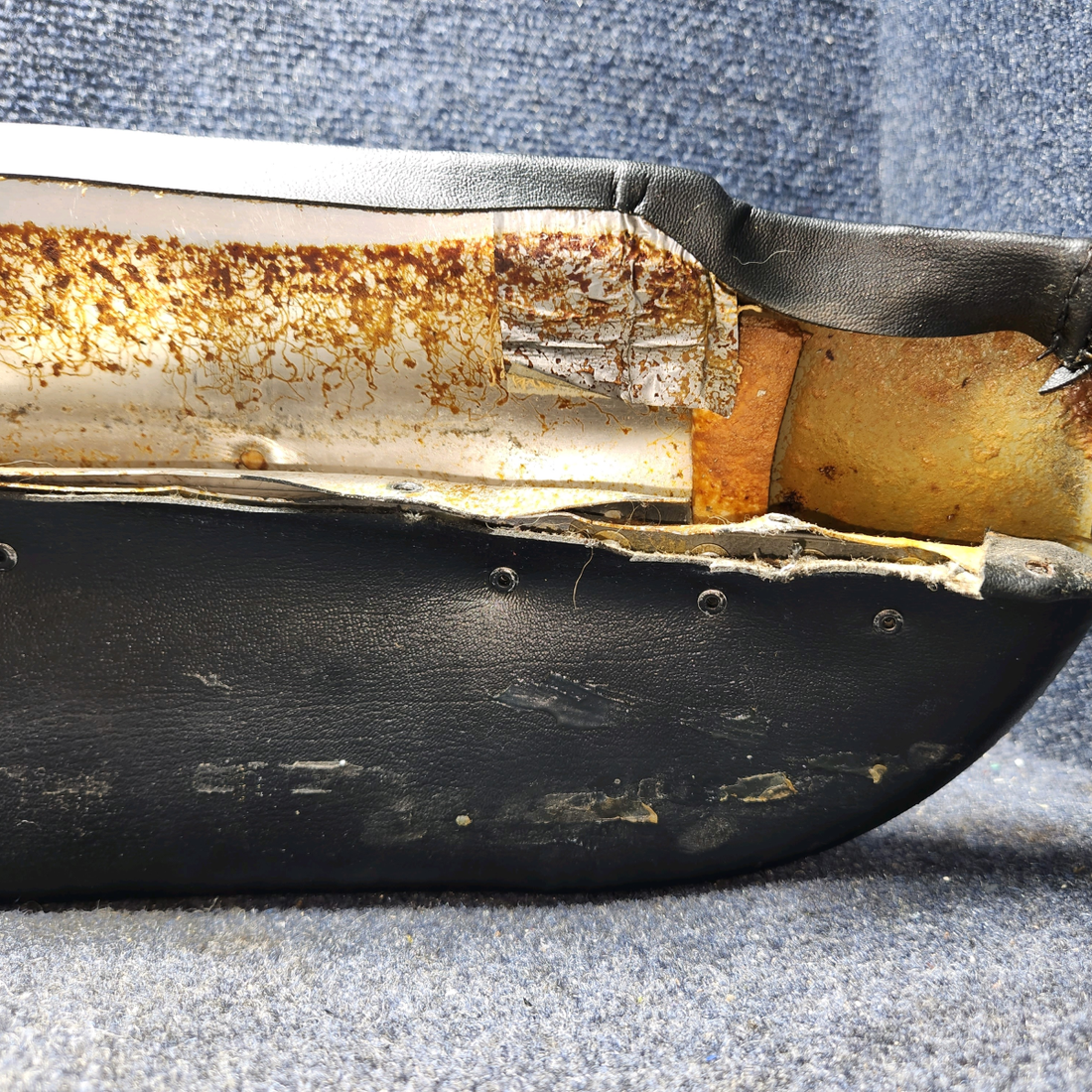 Used aircraft parts for sale, 99952-000 Piper PA28-161 Glareshield