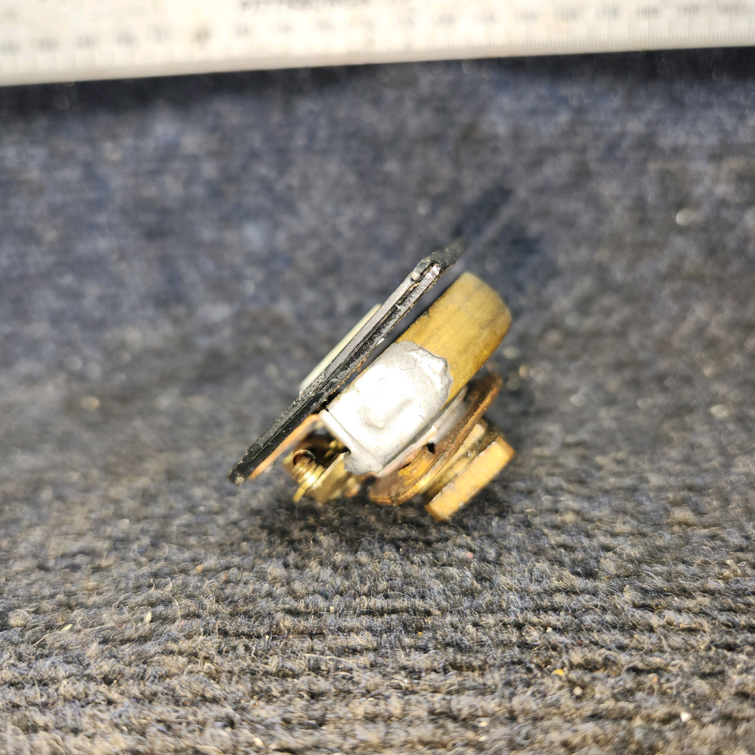 Used aircraft parts for sale, 1509413 Continental, Lycoming Oil Press Indicator