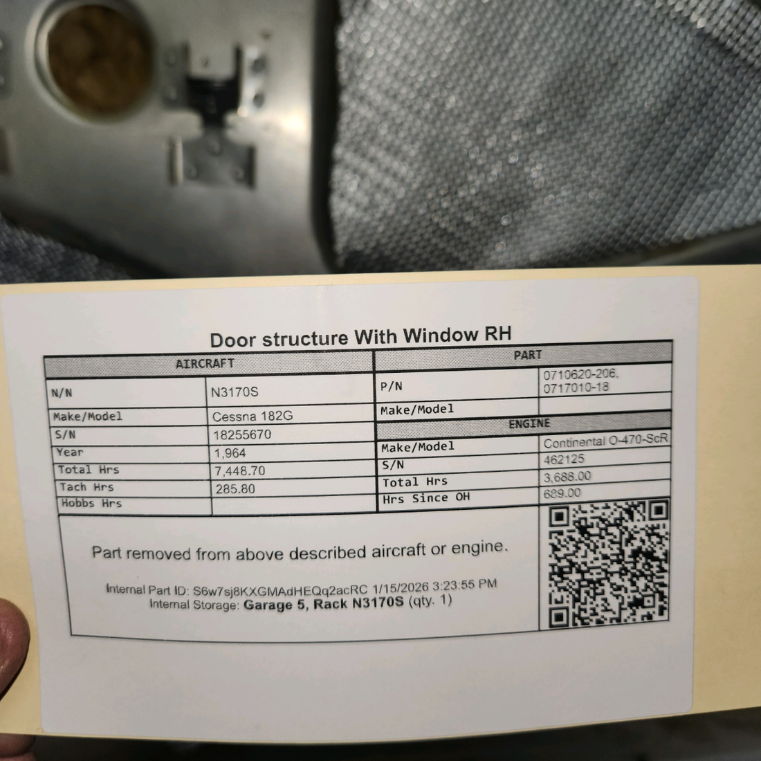 Used aircraft parts for sale, 0710620-206, 0717010-18 Cessna 182G Door structure With Window RH