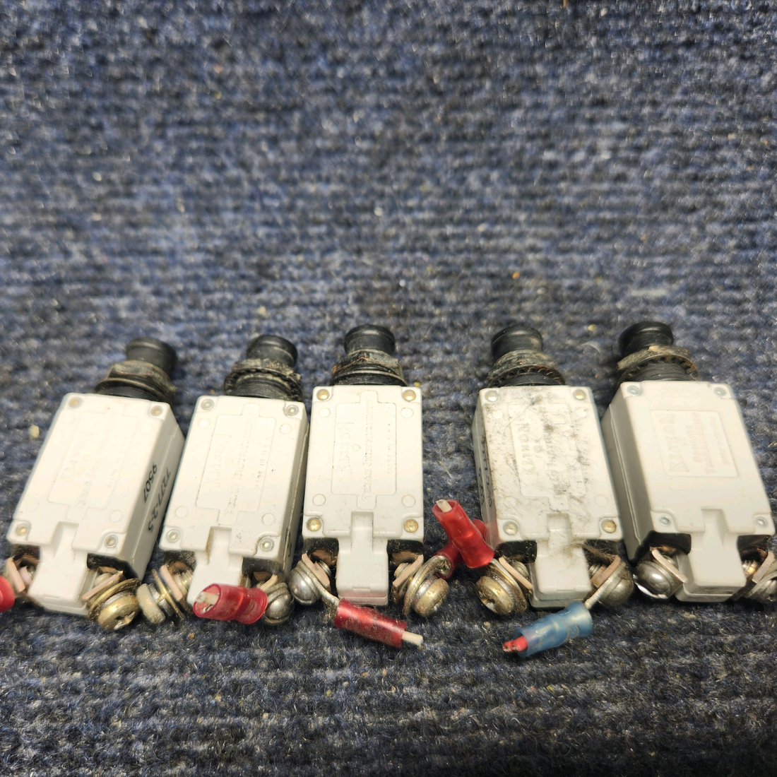 Used aircraft parts for sale, 7277-2-5 / 7277-2-10 PIPER PA28-161 Warrior III CIRCUIT BREAKER (SET OF FIVE) 4-5AMP 1- 10AMP