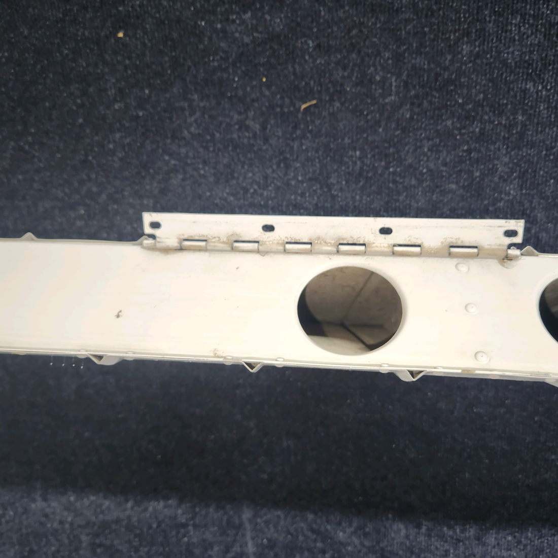 Used aircraft parts for sale, 0523800 Cessna 172E Aileron Assembly - LH
