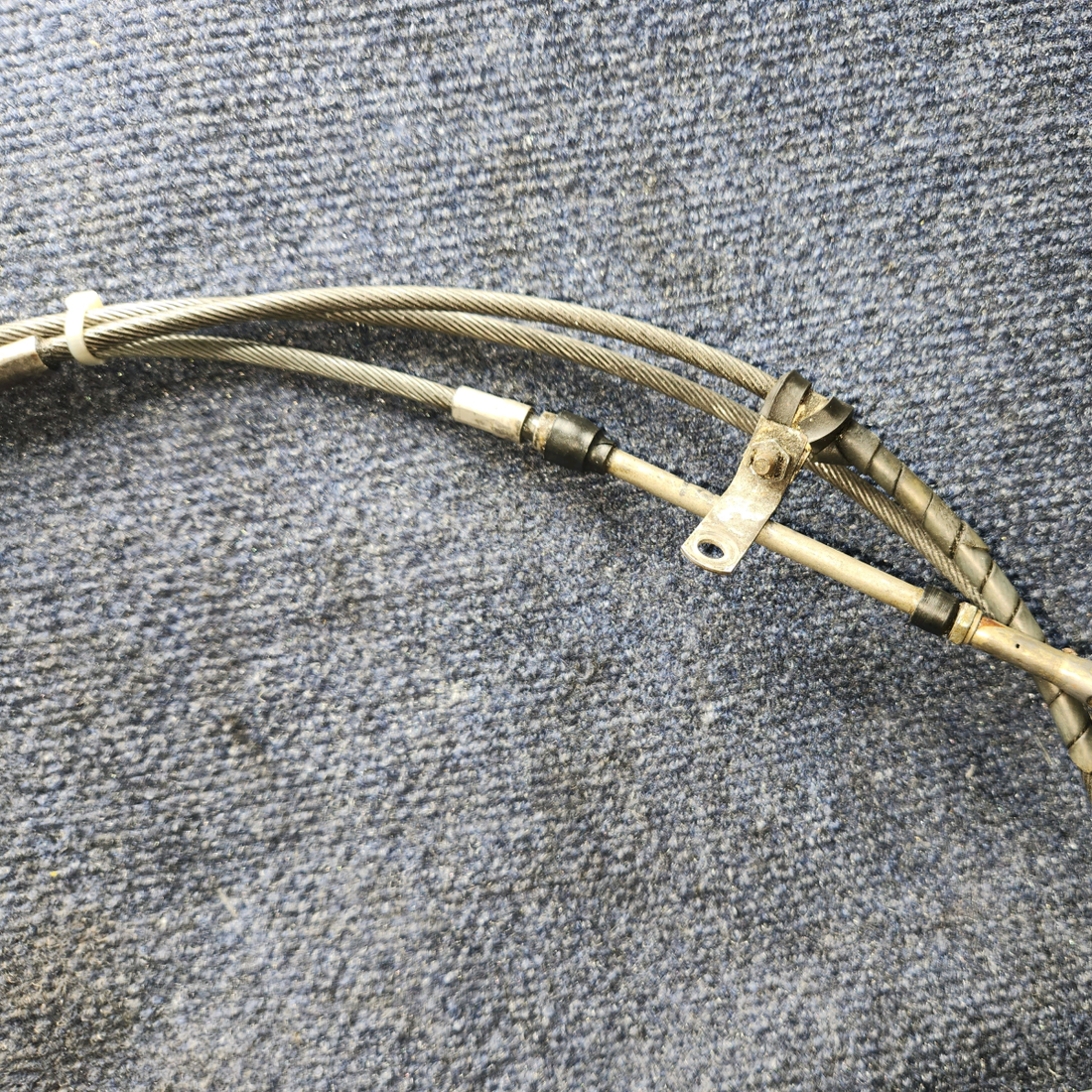 Used aircraft parts for sale, 555-815 Piper PA32RT-300 Throttle Control Cable (114" long)