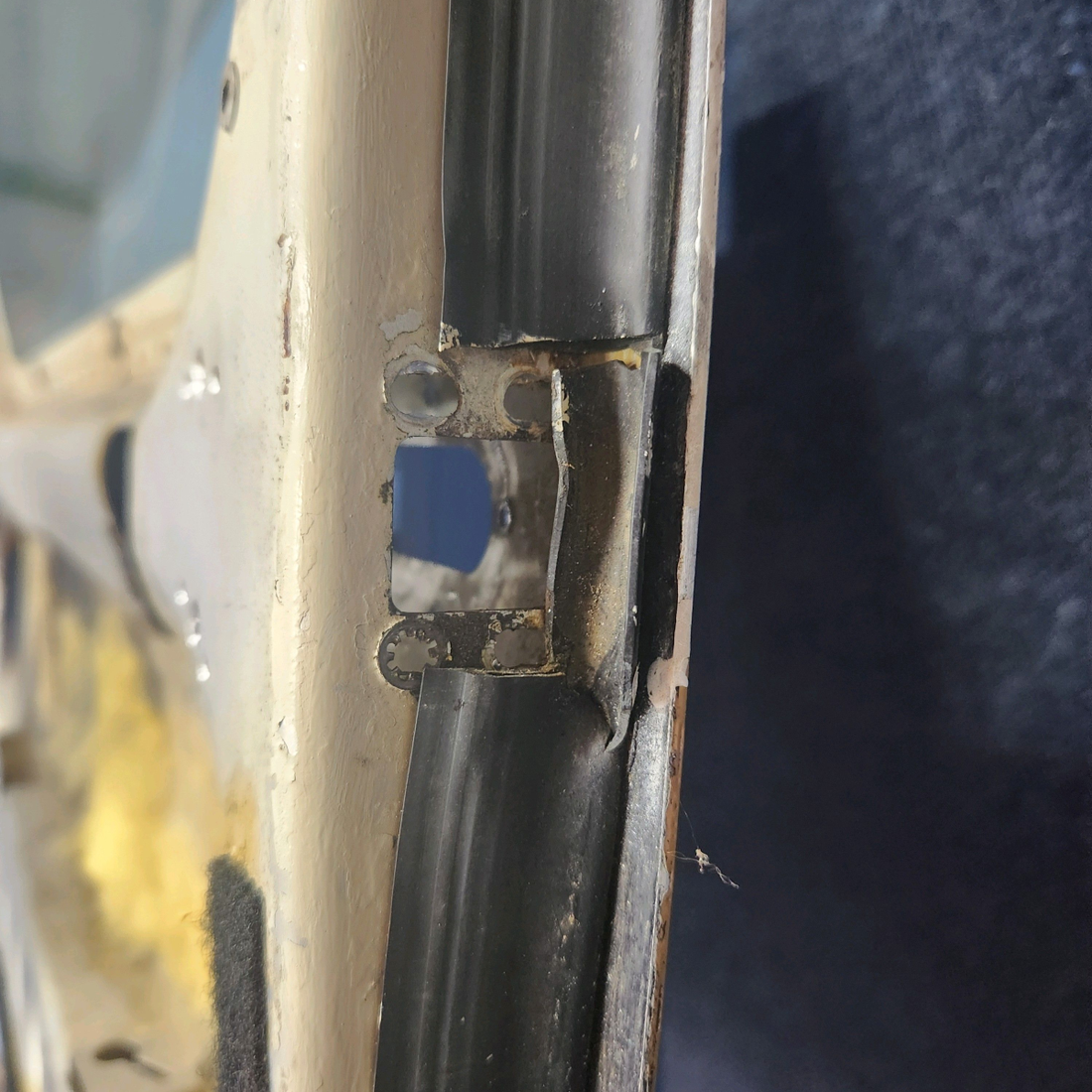 Used aircraft parts for sale, 36-420010-11 Beechcraft F33A CABIN DOOR ASSEMBLY