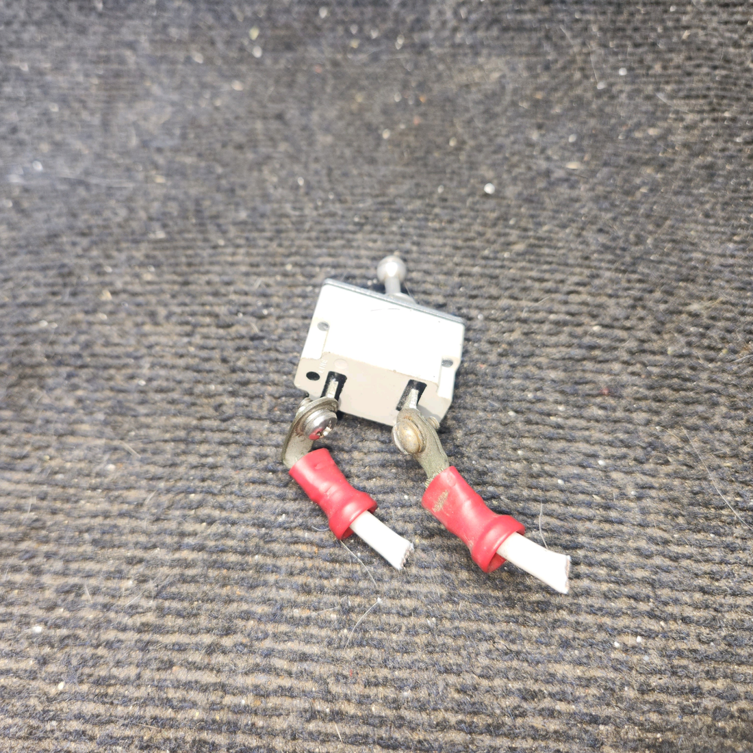 Used aircraft parts for sale, 7270-1-35 Klixon piper PA-28-181 Toggle Switch