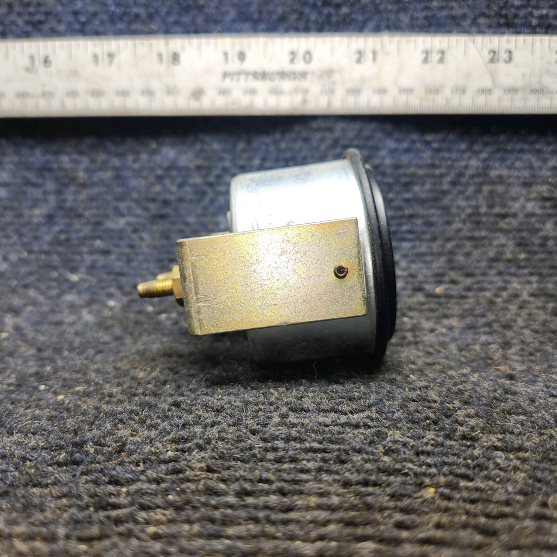 Used aircraft parts for sale, 95-380018 Beechcraft 95-B55 Fuel Quantity Indicator