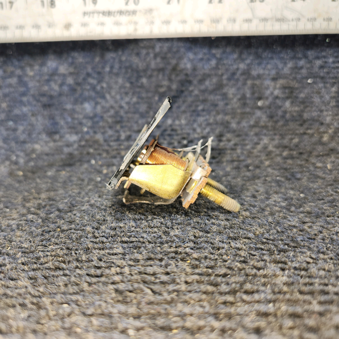 Used aircraft parts for sale, 5640180 Stewart-Warner Bellanca 17-30 Fuel Gauge Indicator (12v)