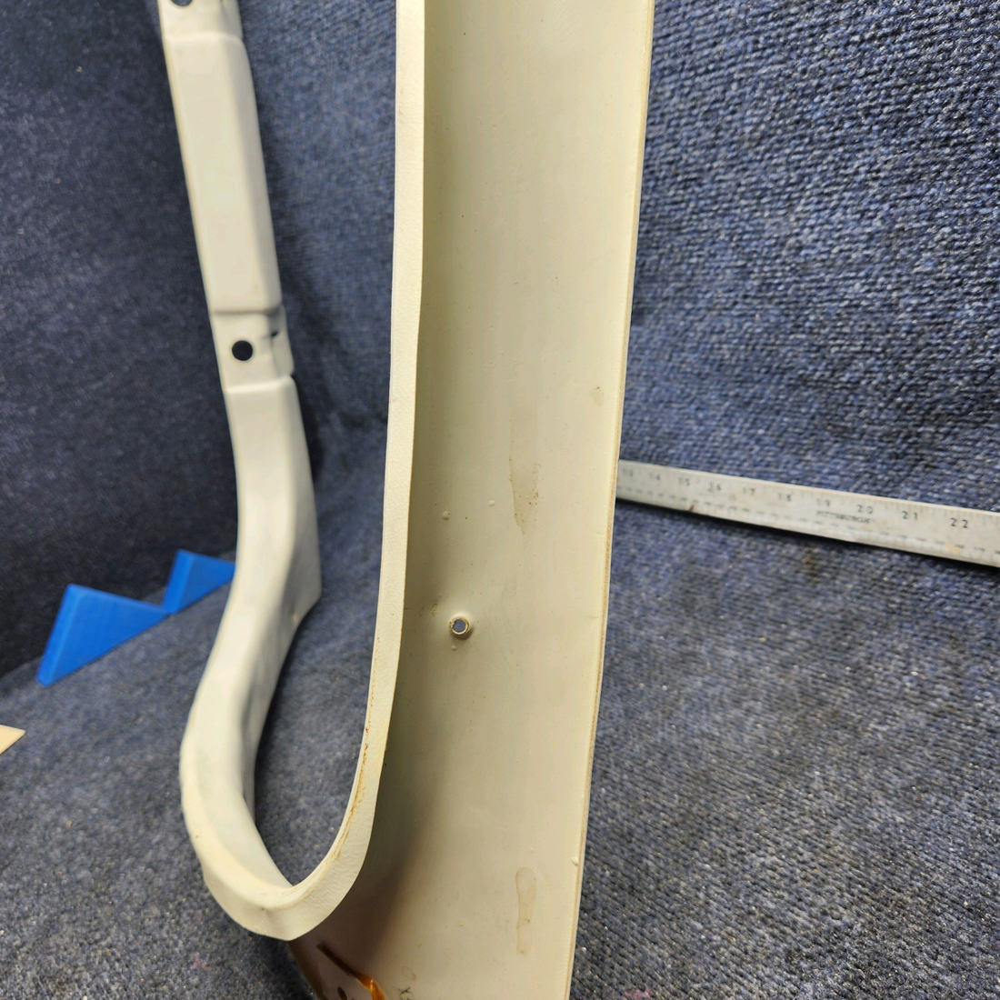 Used aircraft parts for sale, 58-530169-25 Beechcraft F33A MOULDING ASSEMBLY