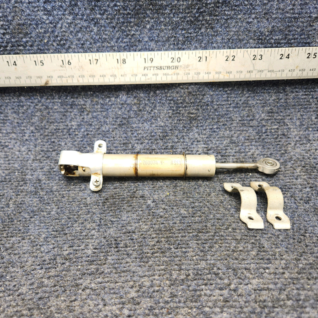 Used aircraft parts for sale, 1260074-1 CESSNA 172K ELEVATOR TRIM TAB ACTUATOR WITH BRACKETS