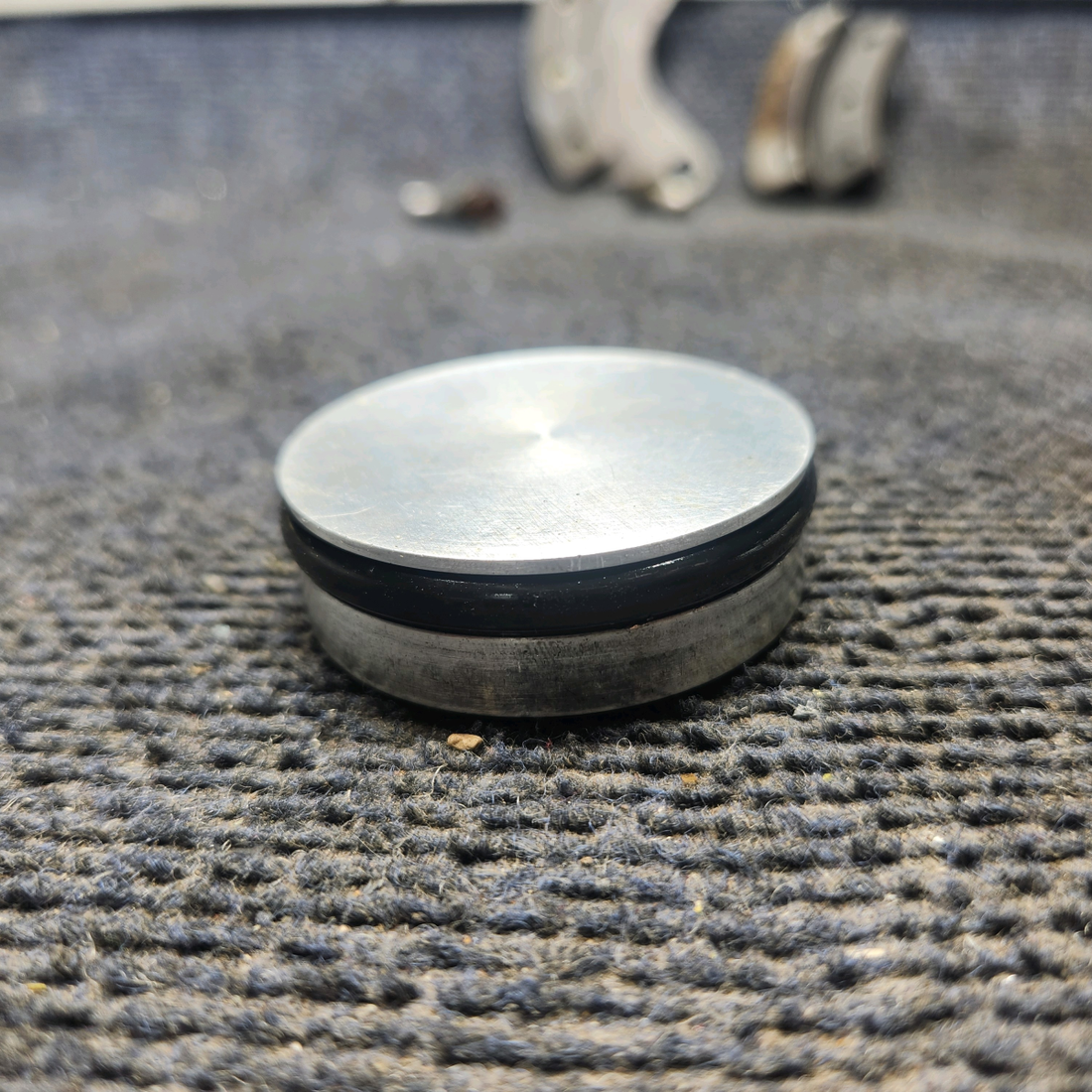 Used aircraft parts for sale, 35-200A Cleveland Beechcraft 35-33 Brake Caliper Assy