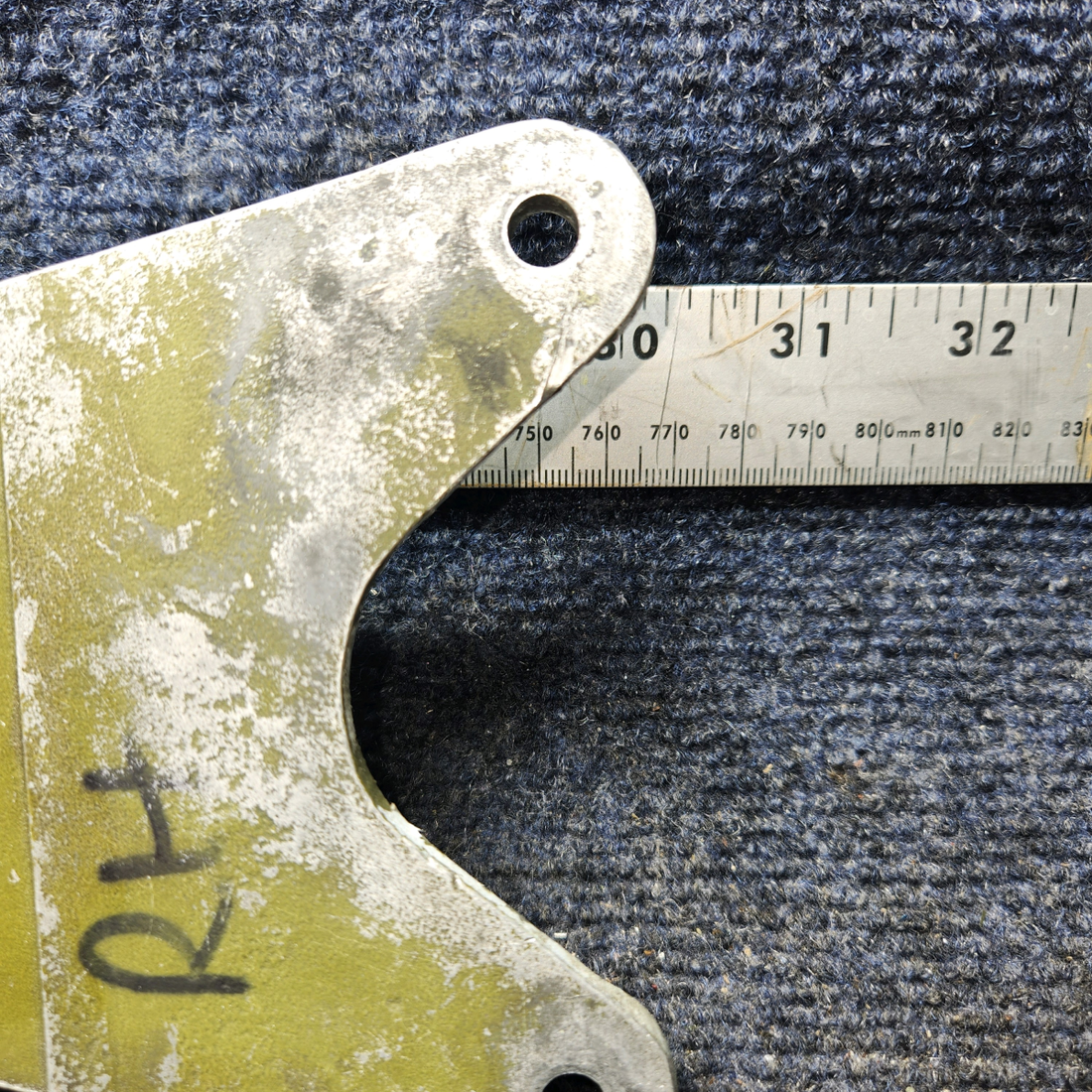 Used aircraft parts for sale, 67040-015 Piper PA32RT-300 Trunnion Fitting - RH Forward