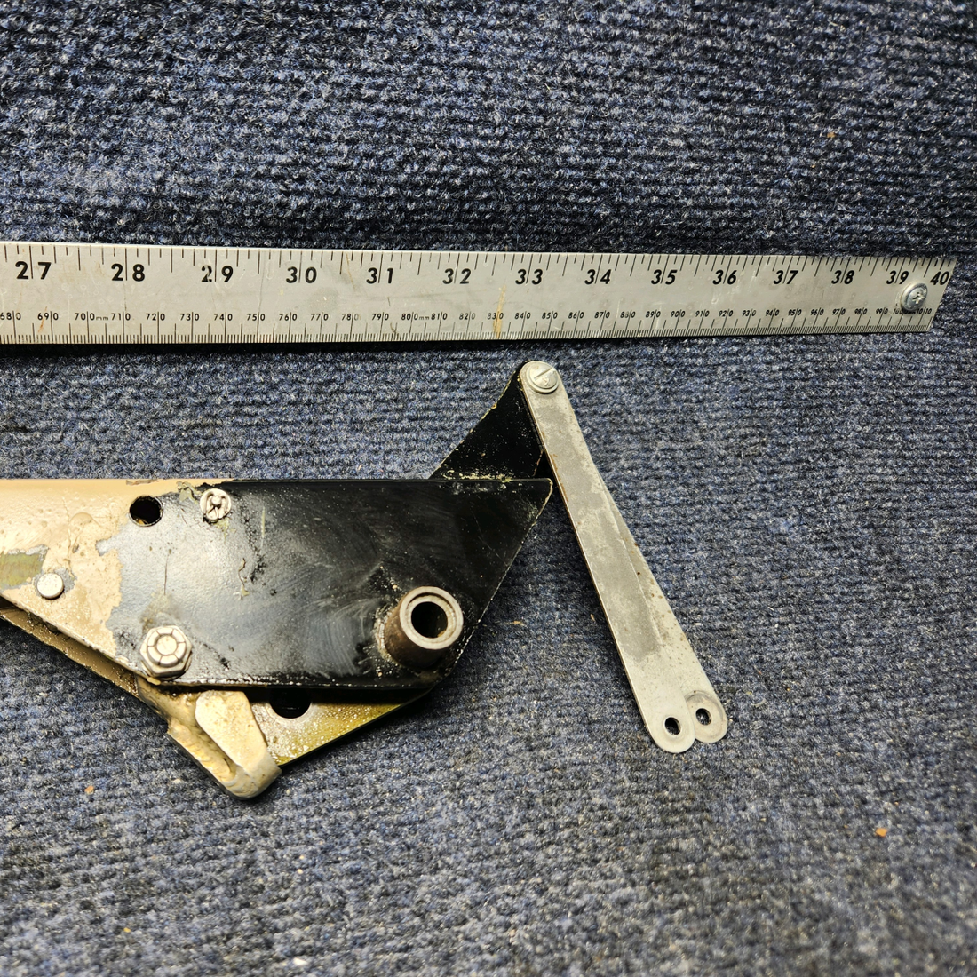 Used aircraft parts for sale, 169-524000-603 Beechcraft A23A Musketeer Custom III FLAP CONTROL MECHANISM ASSEMBLY