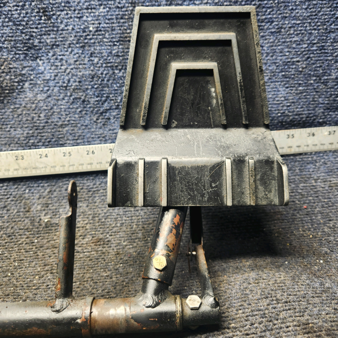 Used aircraft parts for sale, 1460320-1 cessna 150G Rudder Pedal and Bar Assembly - RH