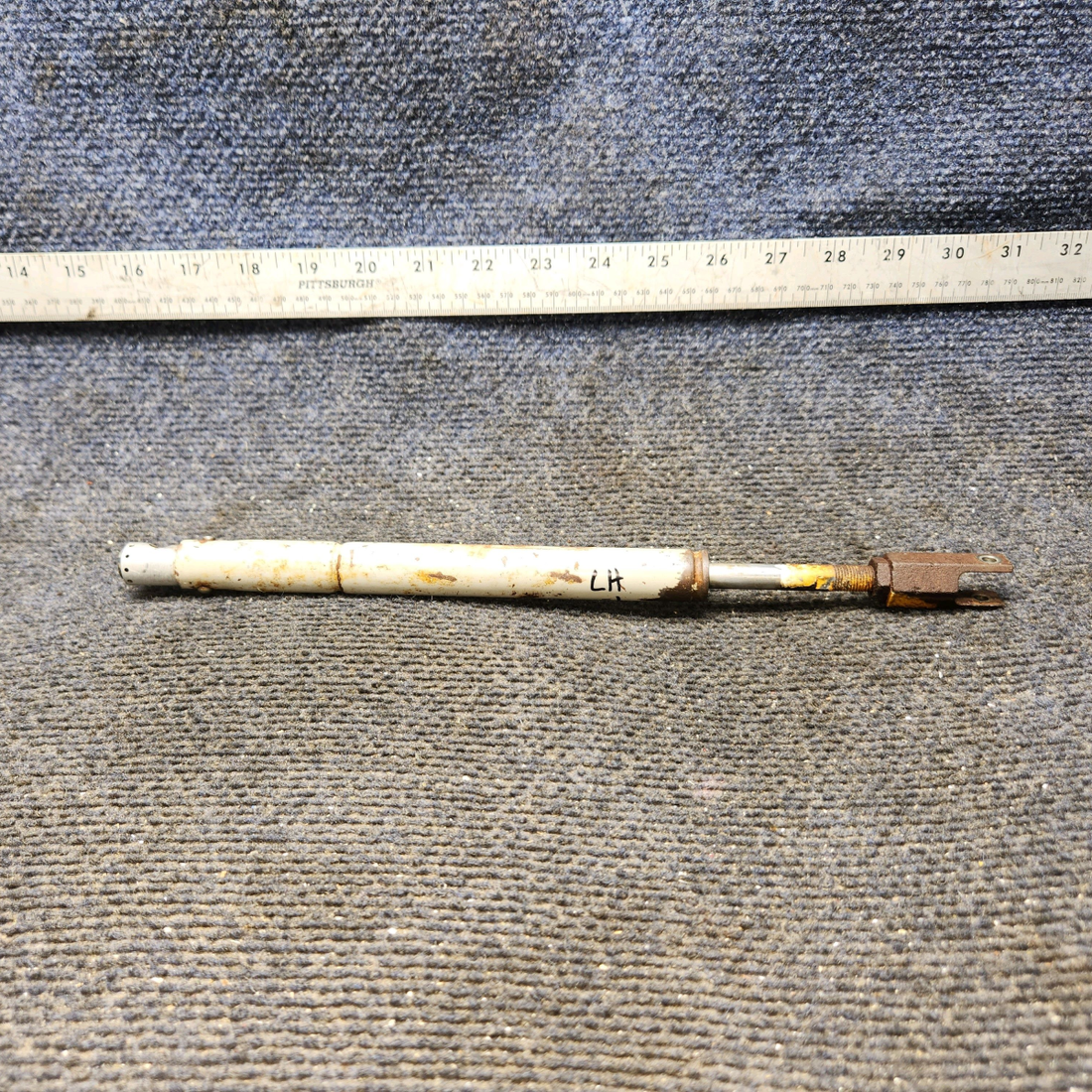 Used aircraft parts for sale, 0543022-1 Cessna 172F Steering Tube ASSY - LH