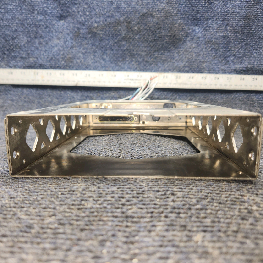 Used aircraft parts for sale, 115-00294-00, 011-00582-00 Garmin GTX-330 cessna 172k Tray with Backplate