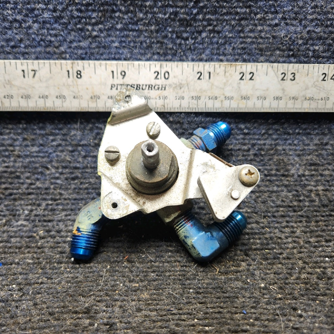 Used aircraft parts for sale, 491-947 6S122 piper PA-28-181 Fuel Selector Valve Assembly