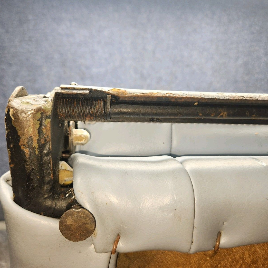 Used aircraft parts for sale, 96827-023 piper PA-28-181 Rear Seat Assembly - RH
