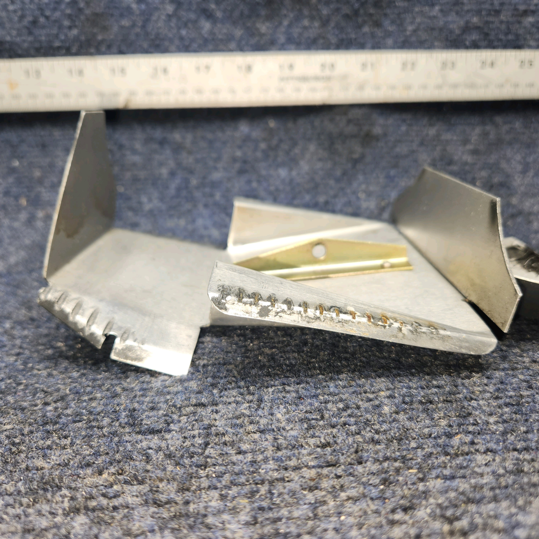 Used aircraft parts for sale, 72152 / 71611 / 71610 Lycoming O-540 PIPER PA-24-250 Intercylinder Baffele with retainer  & Hook