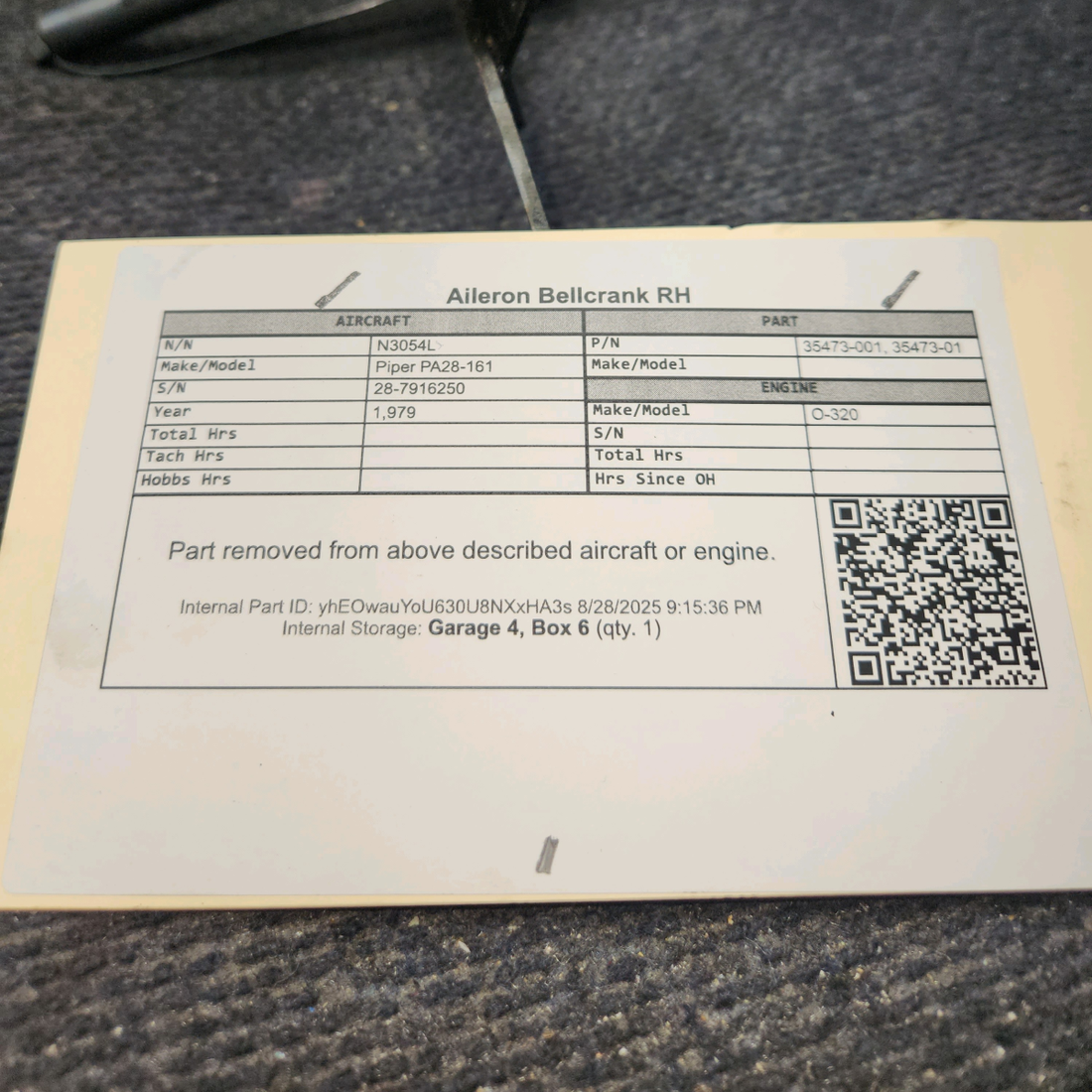 Used aircraft parts for sale, 35473-001 Piper PA28-161 Aileron Bellcrank RH