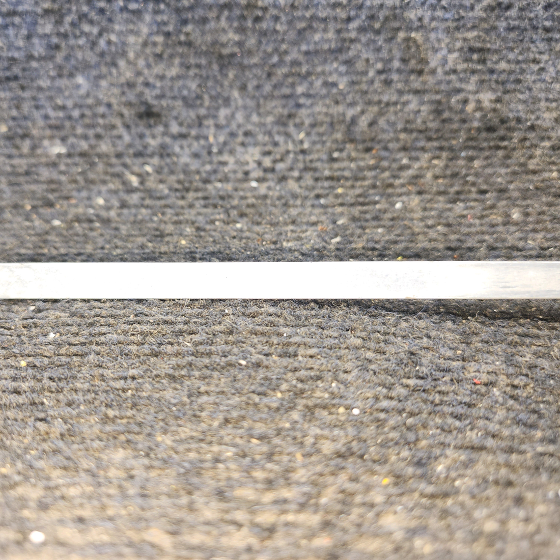 Used aircraft parts for sale, 0413406-8 cessna 150G Cabin Door Latch Drawbar