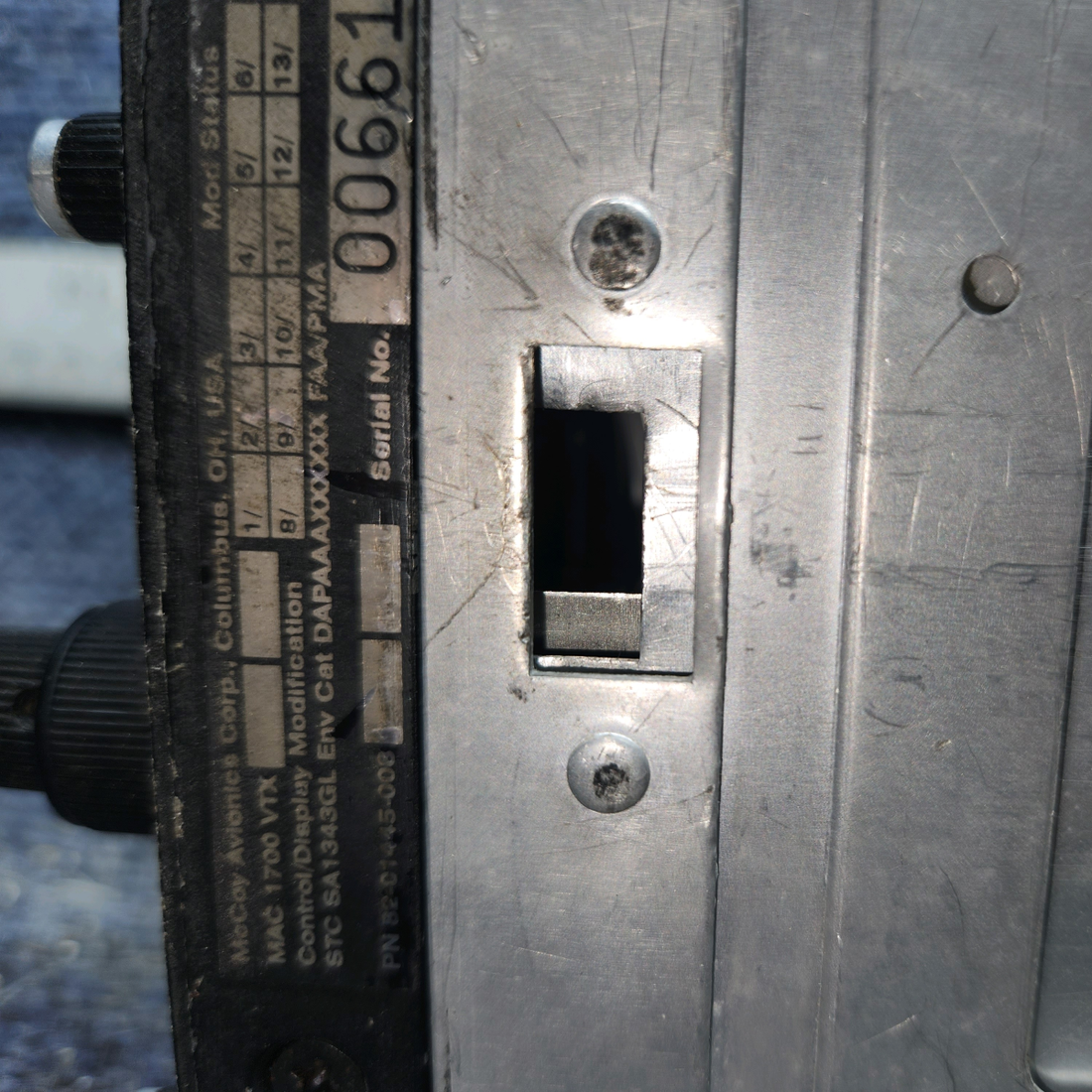 Used aircraft parts for sale, 069-1020-00 King MAC 1700 Piper PA28-161 14V Nav/Com with MAC 1700 Conversion