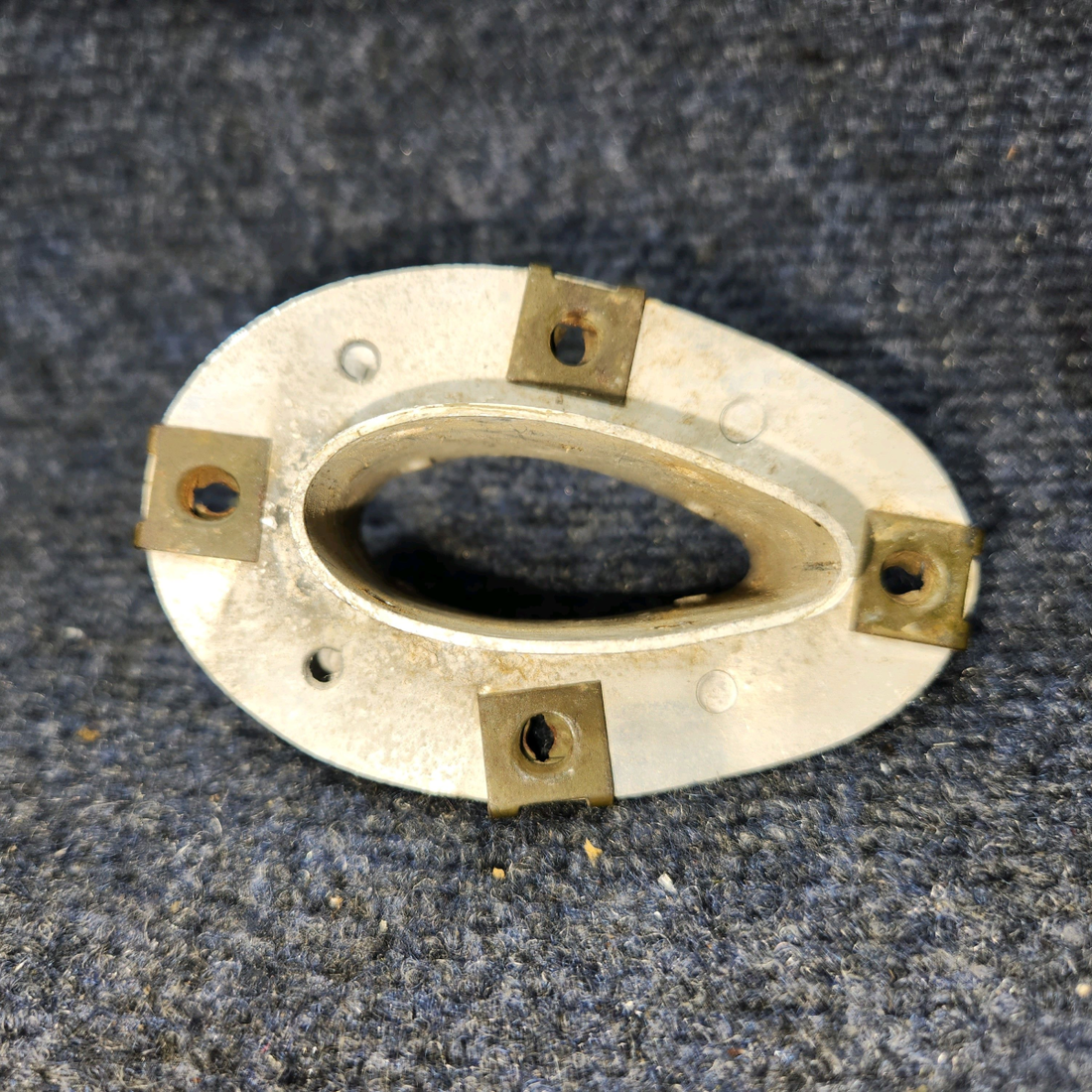 Used aircraft parts for sale, 0721105-8 Cessna 172RG Pitot Tube Connector