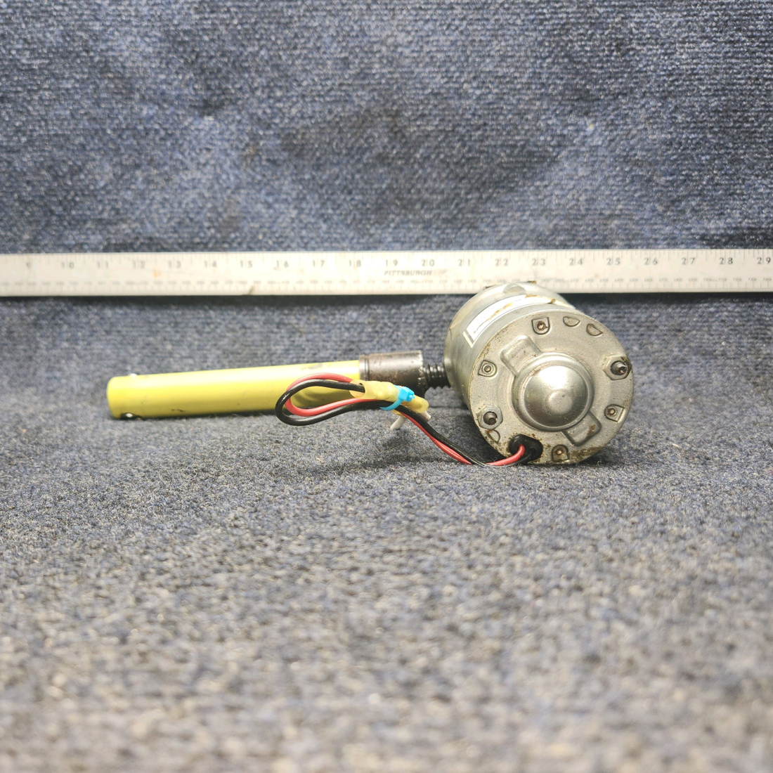 Used aircraft parts for sale, D151-00-1 Beechcraft A24R CAP Flap Actuator Assembly with Motor (12-14V)