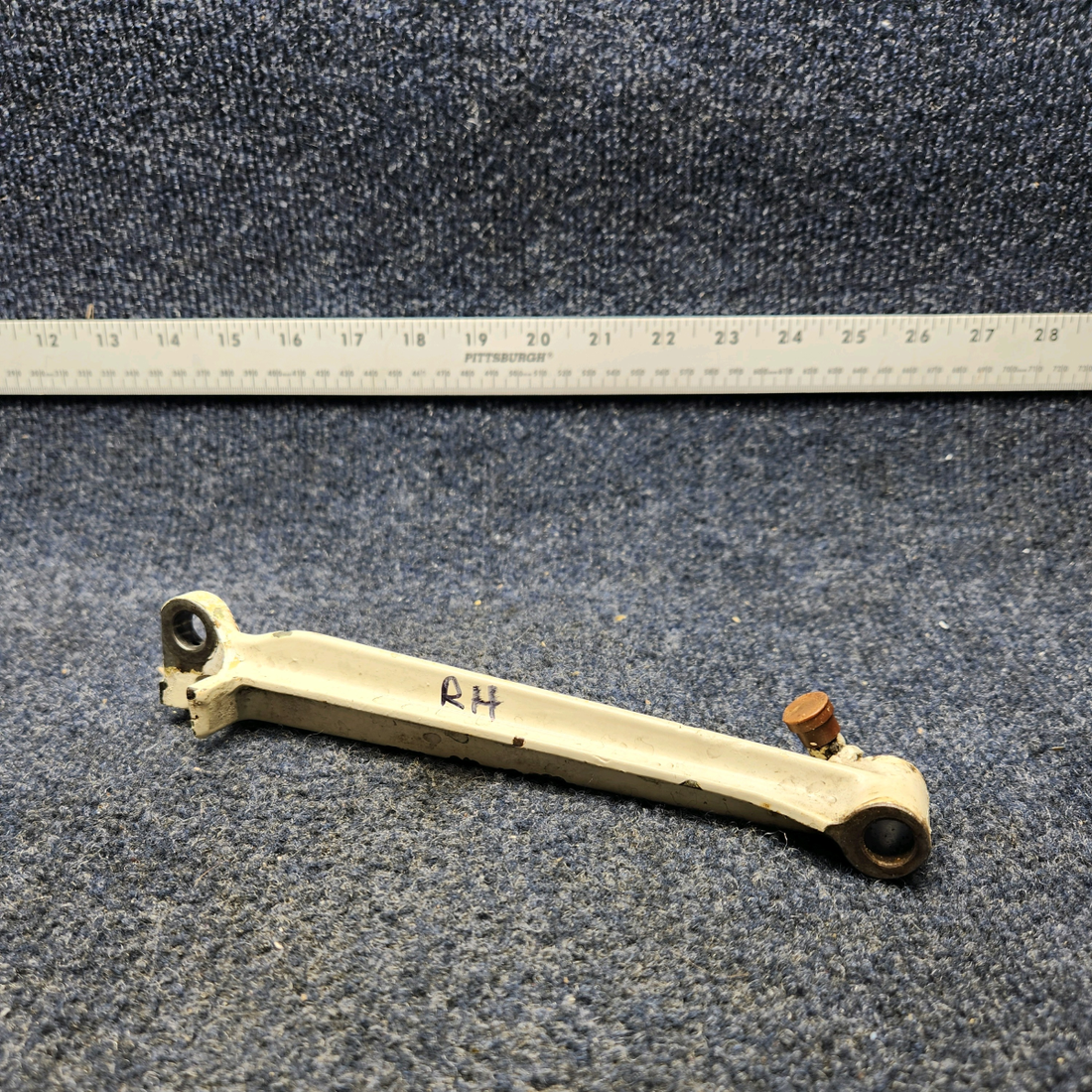Used aircraft parts for sale, 35-815155-611 BEECHCRAFT F35 LEG ASSY MAIN GEAR RETRACT RH