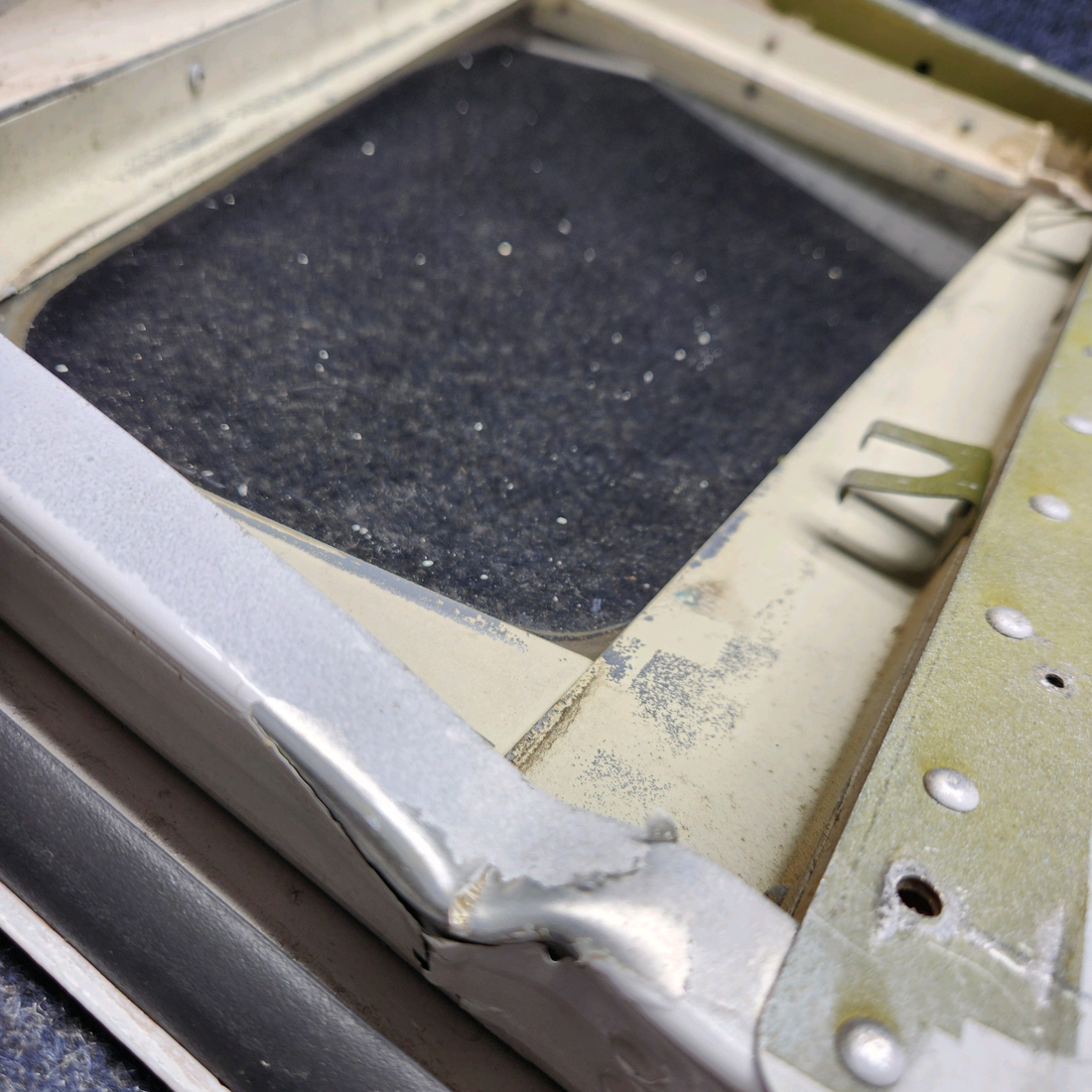 Used aircraft parts for sale, 69853-006 & 69853-806 Piper PA32RT-300 FORWARD BAGGAGE DOOR STRUCTURE ASSY PLEASE SEE PICS.