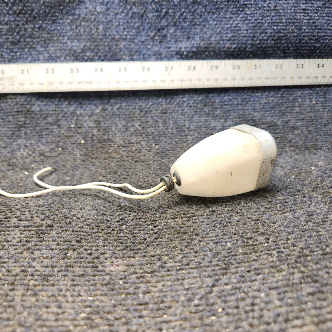 Used aircraft parts for sale, 1470089-14 Cessna 172F Map Light Assembly