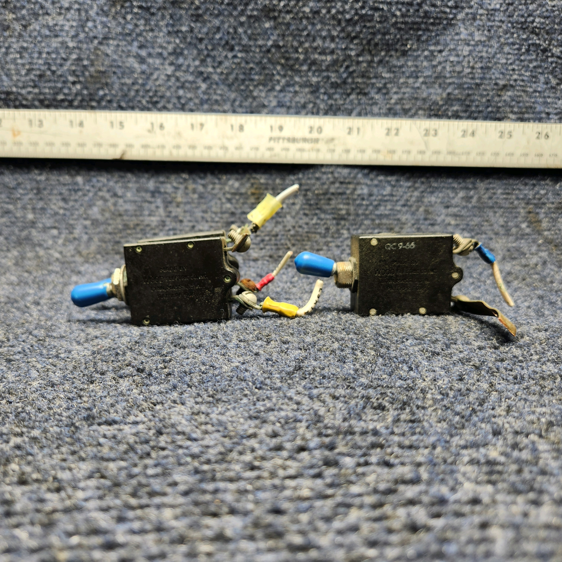 Used aircraft parts for sale, CB-3110C , CB-3115C , CB-3120C Beechcraft A23A Musketeer Custom III WOOD ELECTRIC BREAKER TOGGLE SWITCH (10A-15A-20A)