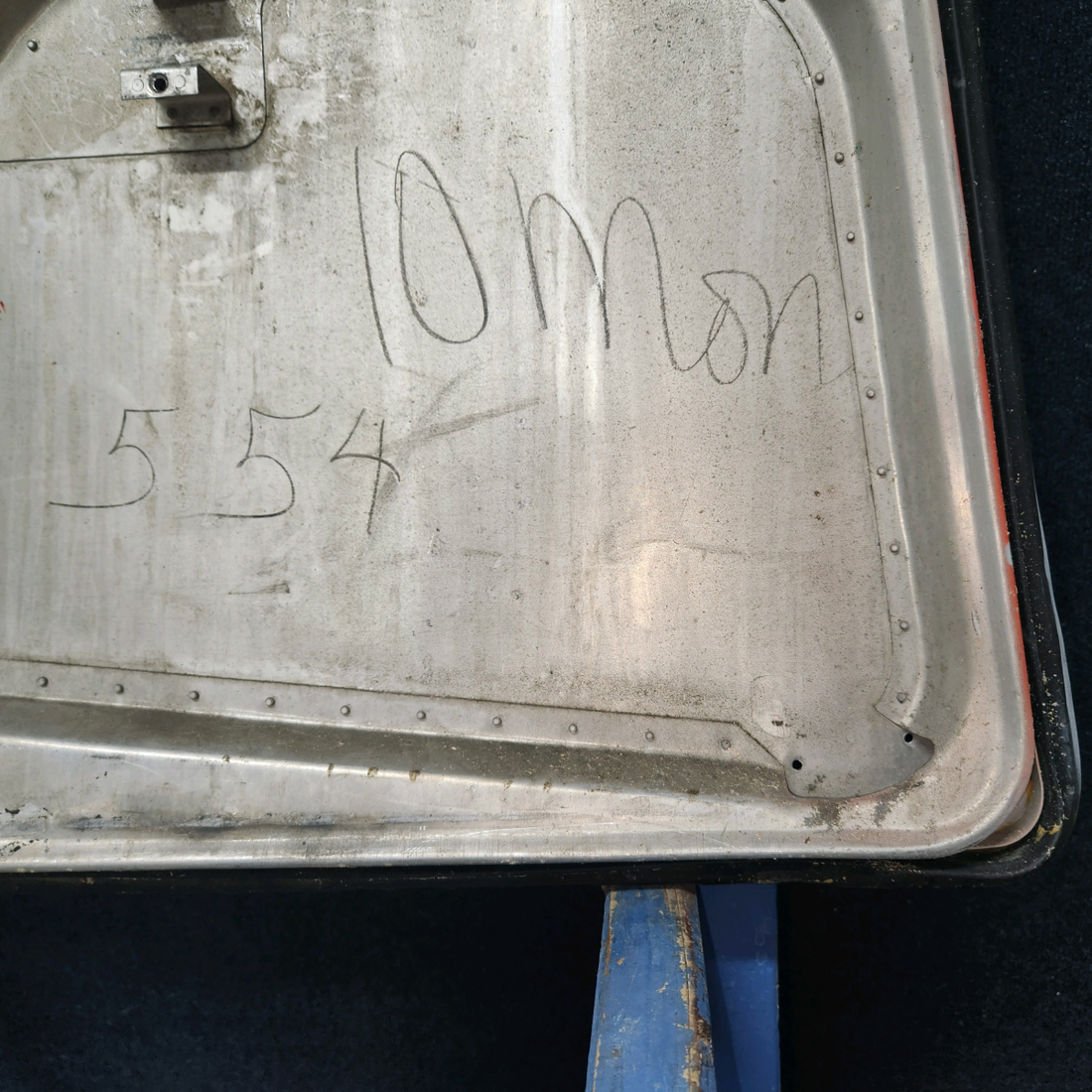 Used aircraft parts for sale, 0413033-1 cessna 150G Cabin Door Assembly – LH