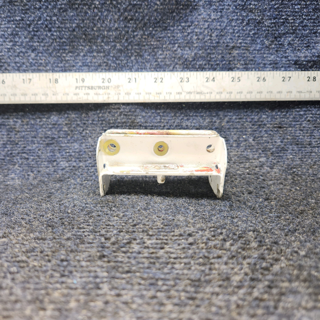 Used aircraft parts for sale, 45-135035 BEECHCRAFT 95-55B Aileron Hinge Assembly, Inboard – LH