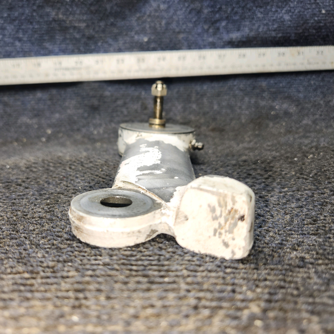 Used aircraft parts for sale, 65691-000 Piper PA-28-140 Main Gear Torque Link Upper or Lower