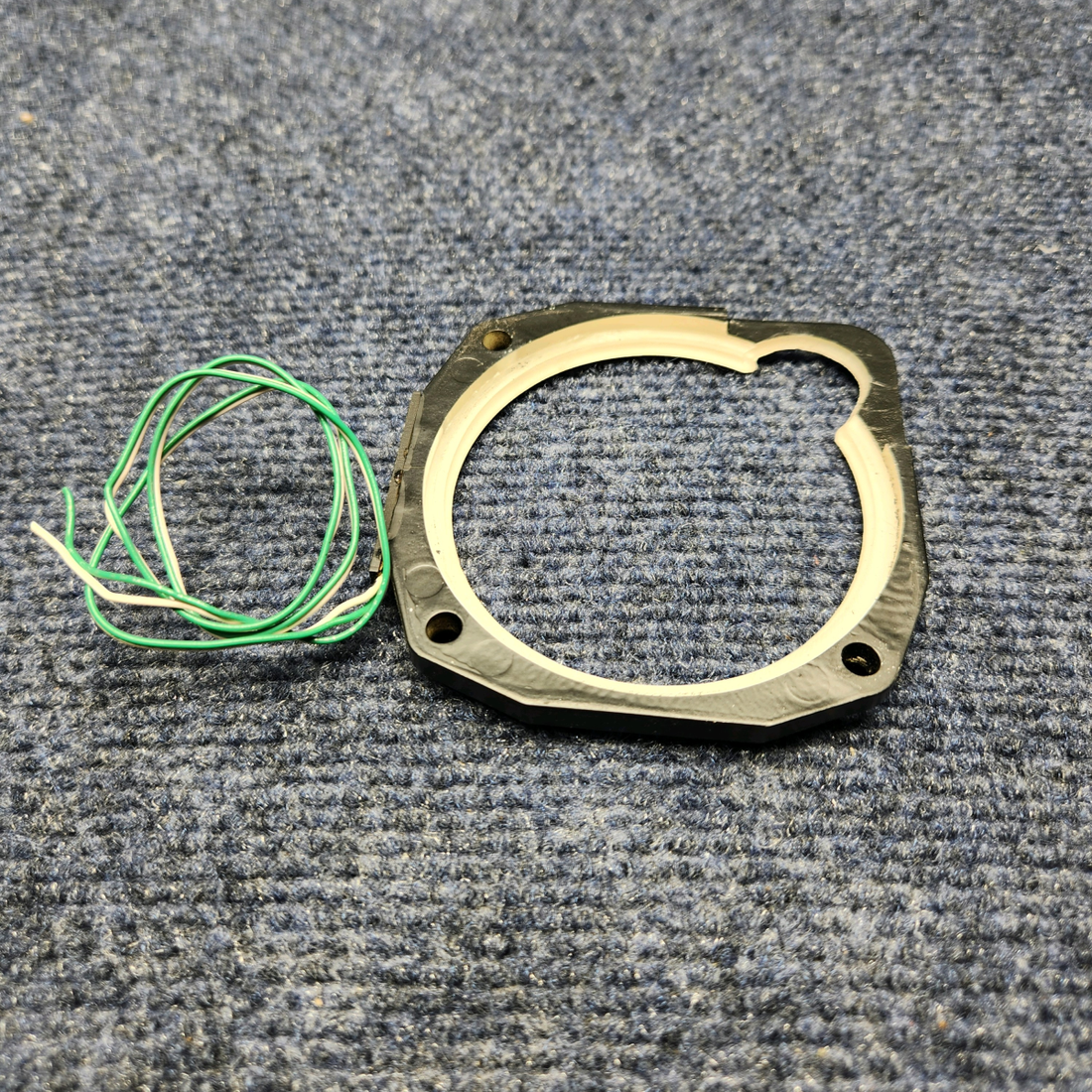 Used aircraft parts for sale, PQ0876SW Beechcraft C23 SUNDOWNER NULITE INDICATOR LIGHT "PRICE PER EACH"