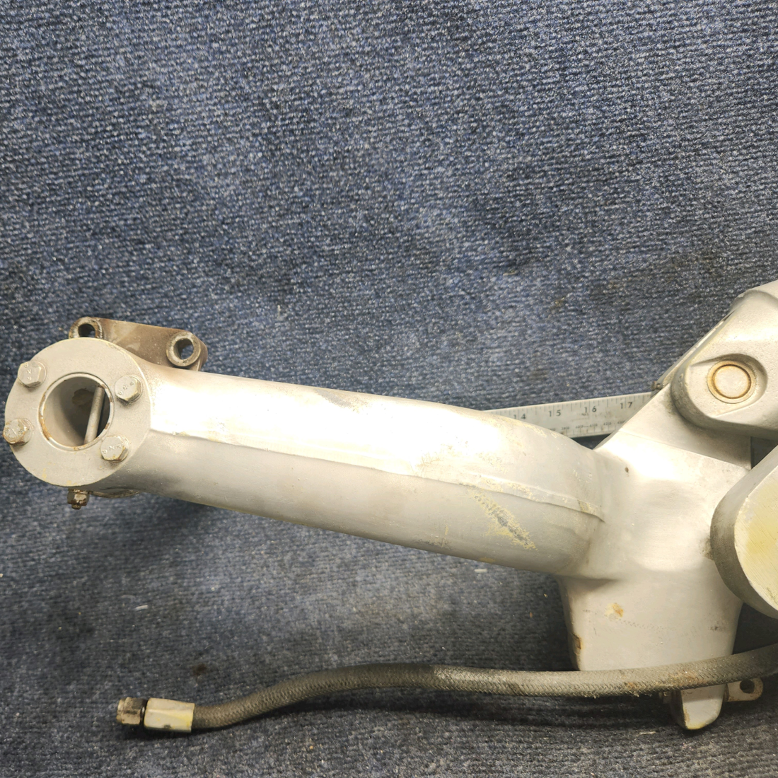 Used aircraft parts for sale, 169-810001-602 Beechcraft A24R Main Landing Gear Assembly RH