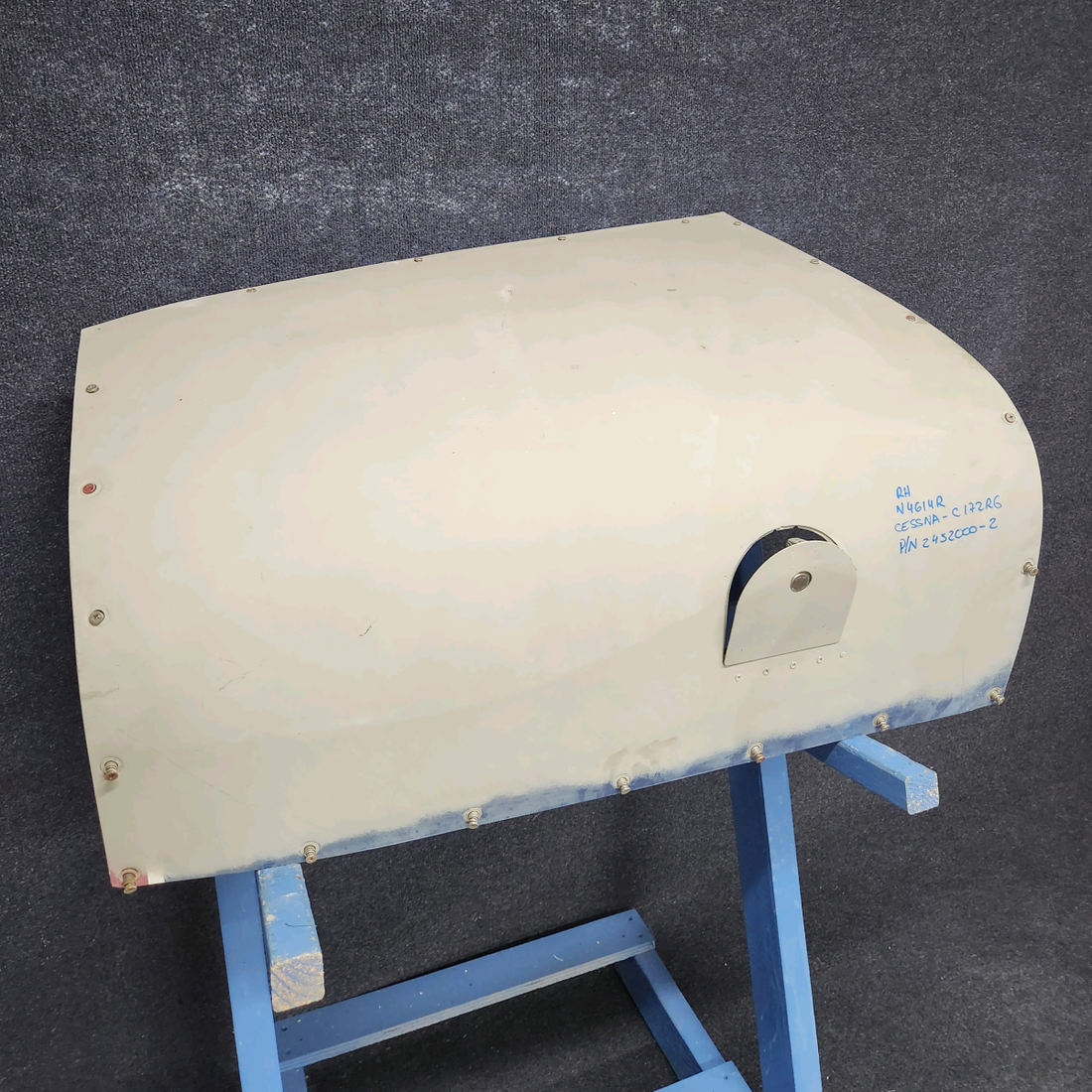 Used aircraft parts for sale, 2452000-2 CESSNA C172RG REMOVABLE SIDE COWLING ASSEMBLY RH