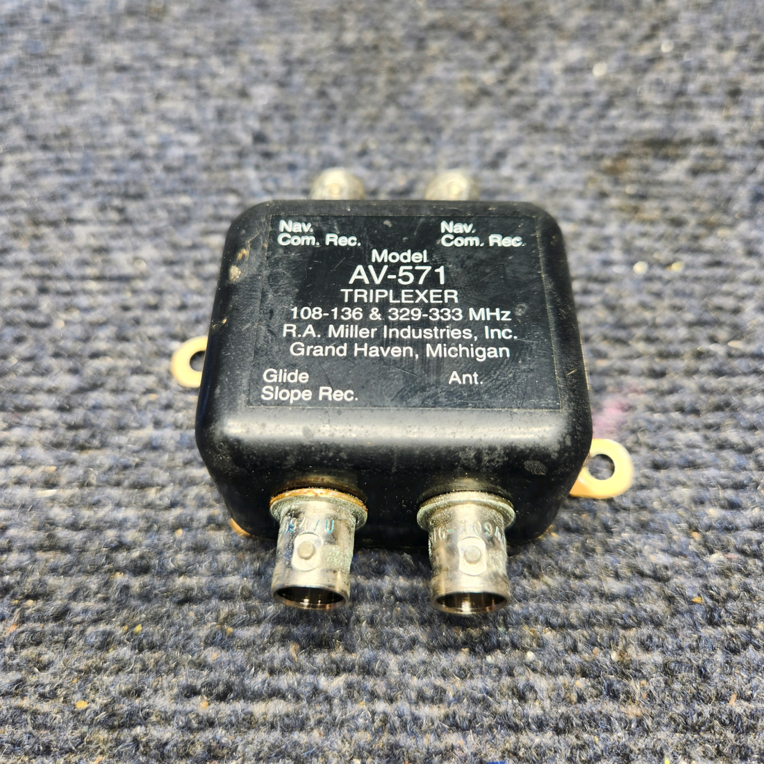 Used aircraft parts for sale, AV-571 PIPER PA28-161 Warrior III ANTENNA TRIPLEXER UNIT