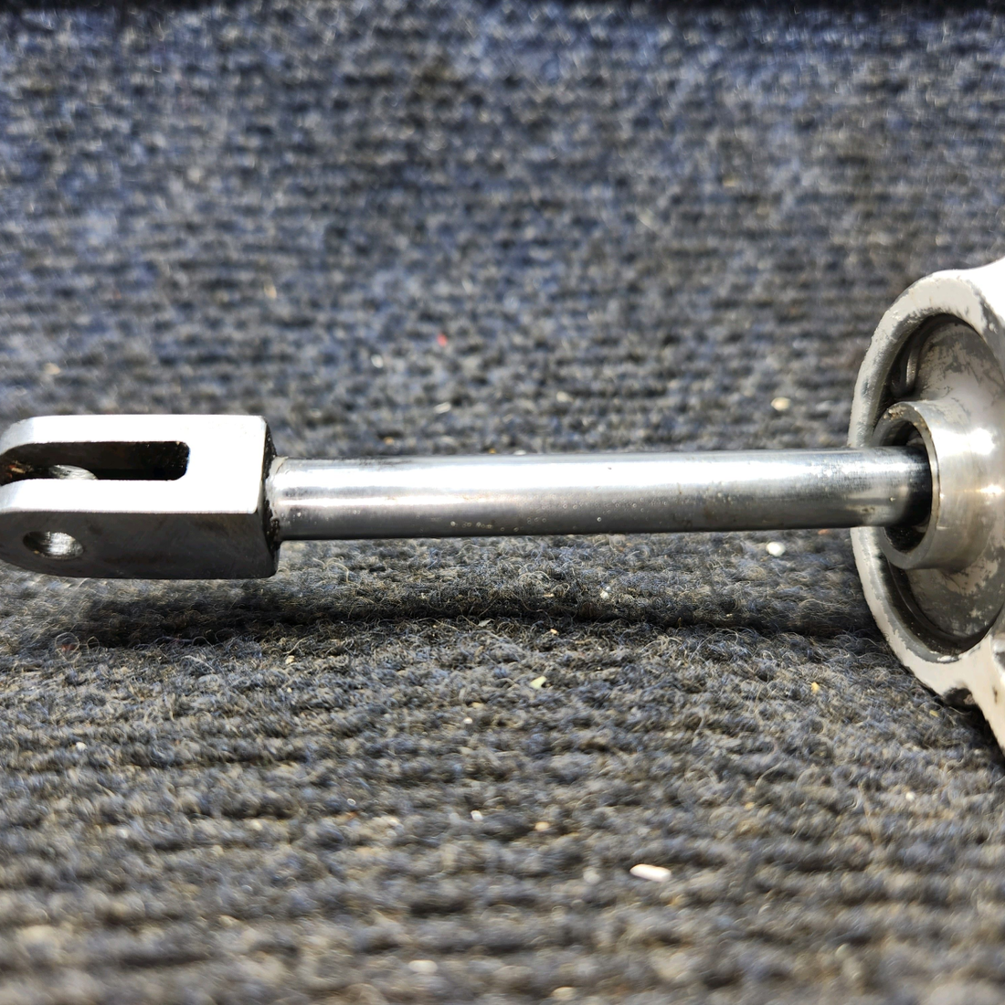 Used aircraft parts for sale, 0842400-10 Cessna 172 Shimmy Dampener Assembly