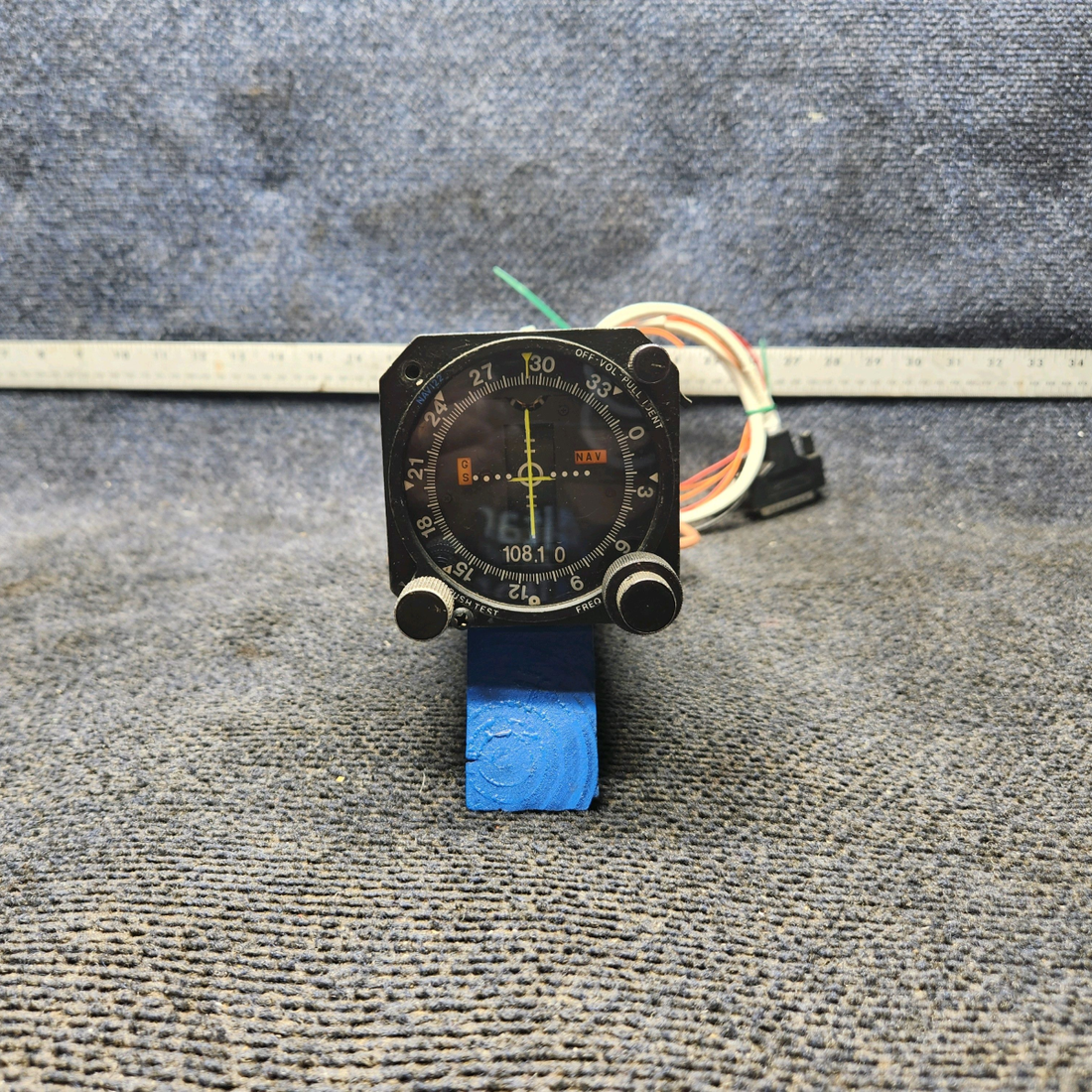 Used aircraft parts for sale, Narco Nav 122 Narco Nav 122 Piper PA28-140 Glideslope Indicator Receiver w/ Connectors
