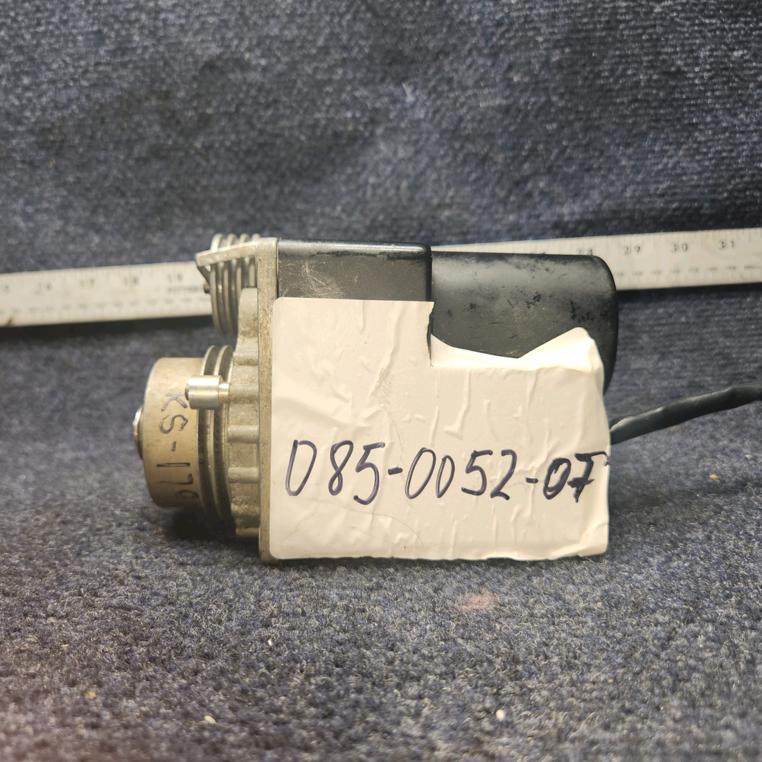 Used aircraft parts for sale, 065-0052-07 Cessna 172RG KAP 150  Trim  Servo (28 VOLTS)